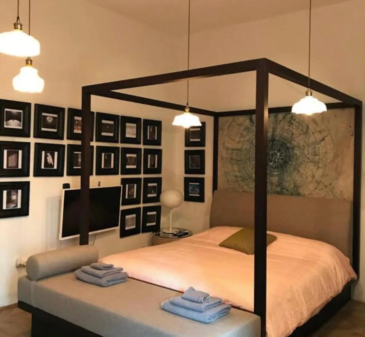 Giraffe Art Ducati Blq Apartment Bolonia