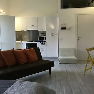Stayinbologna Apartamento