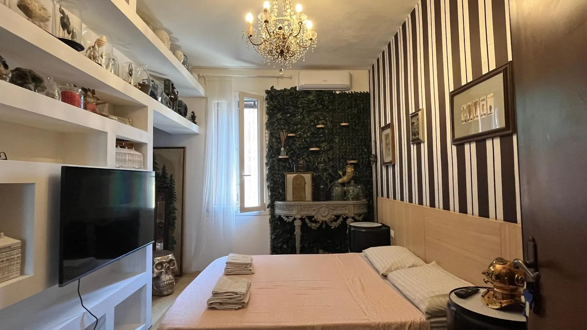Giraffe Art Ducati Blq Apartment Bologna