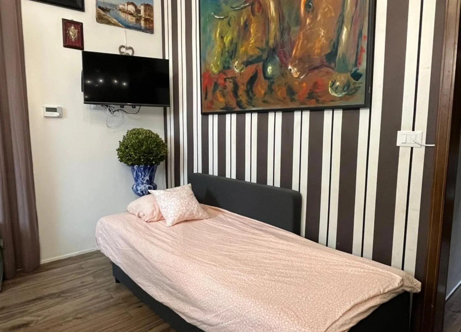 Giraffe Art Ducati Blq Apartment Bolonia